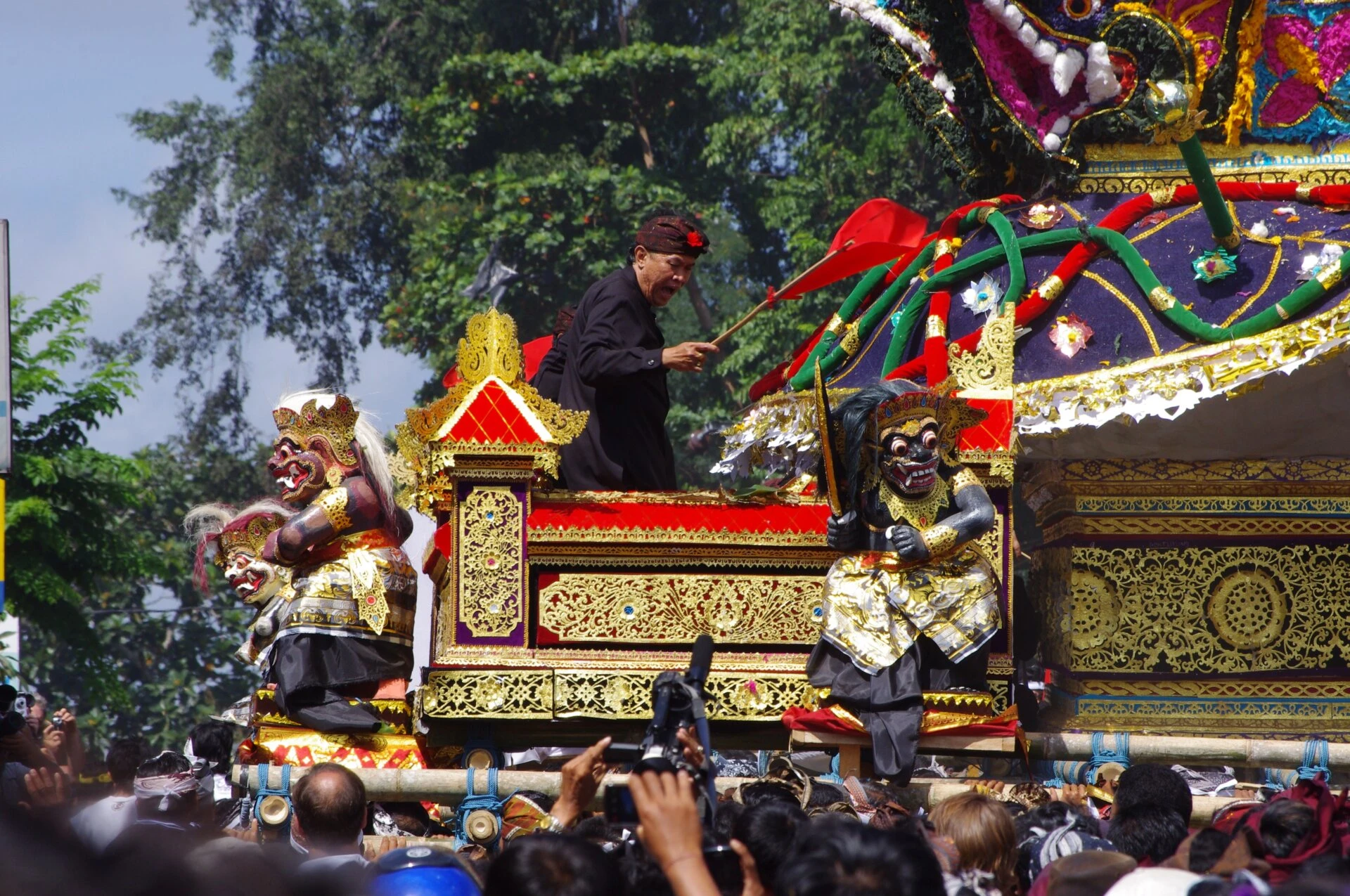 Tour bûcher en mouvement
