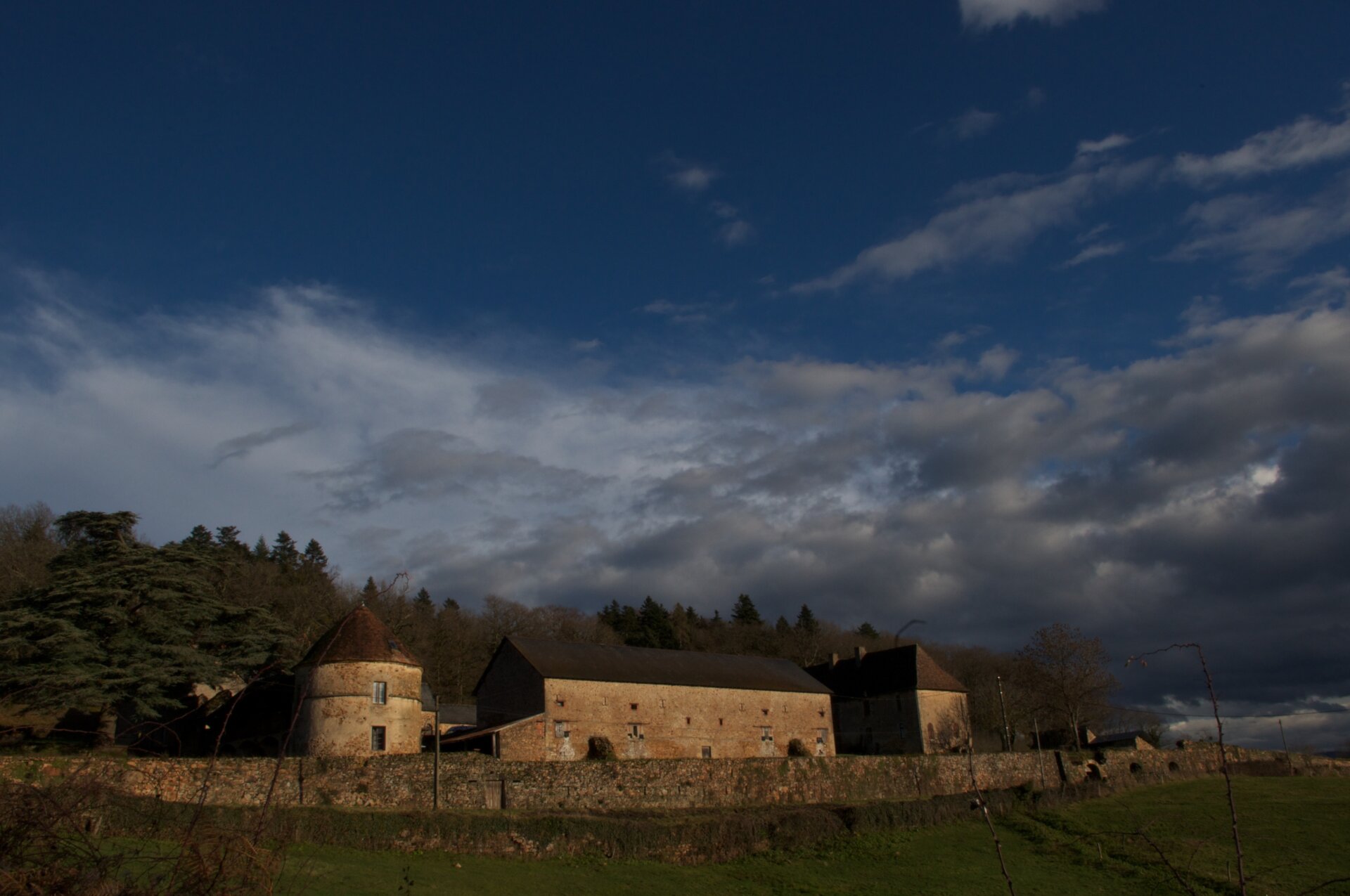 Dépendances féodales du château de Saulières