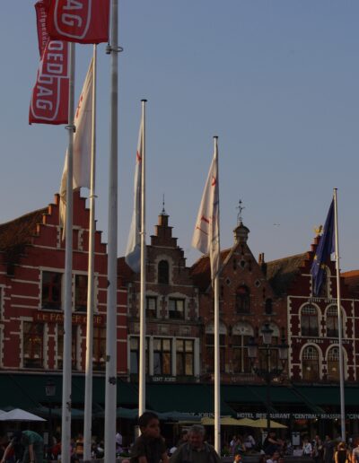Main Place Colors