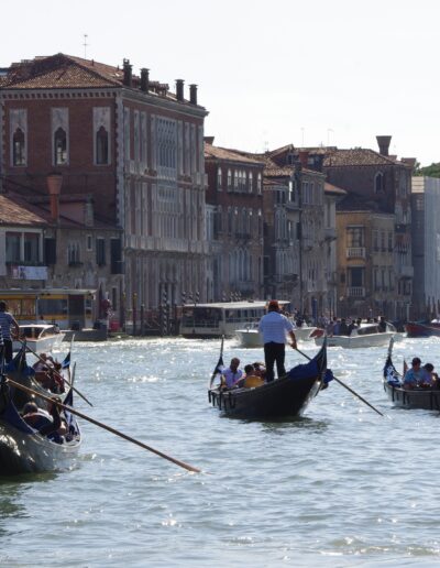Gondoliers
