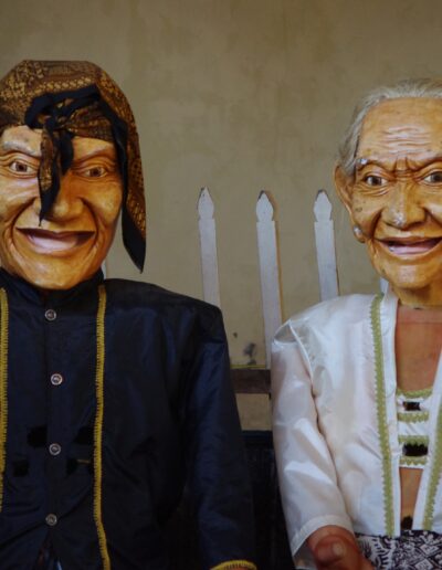 Elders Couple Statue