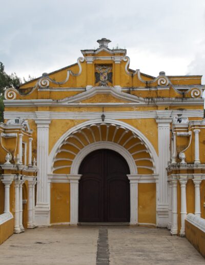 Doce, Trece e Iglesia